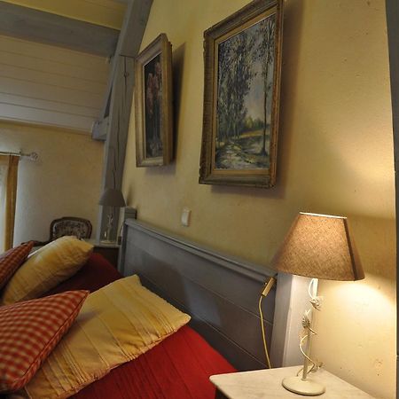 Bed and Breakfast Grange De La Herde Camon  Екстер'єр фото